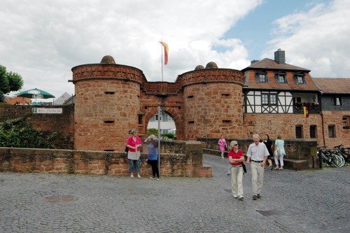 Bild [3]: Das Untertor der Stadt Büdingen